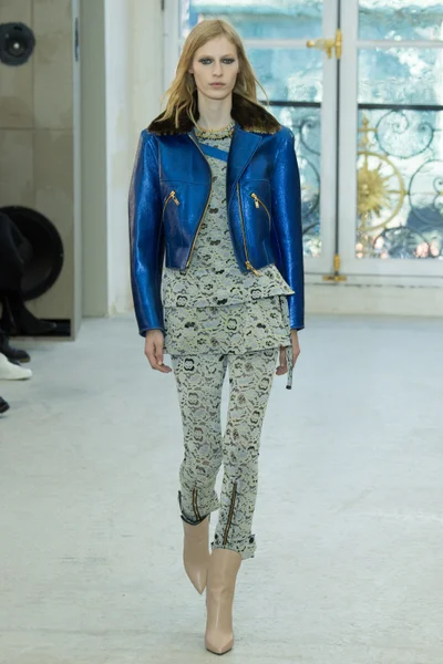 Look 22